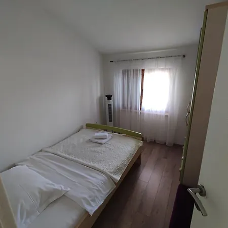 Hébergement de vacances Angenehmes Haus In Mit Grossem Garten *